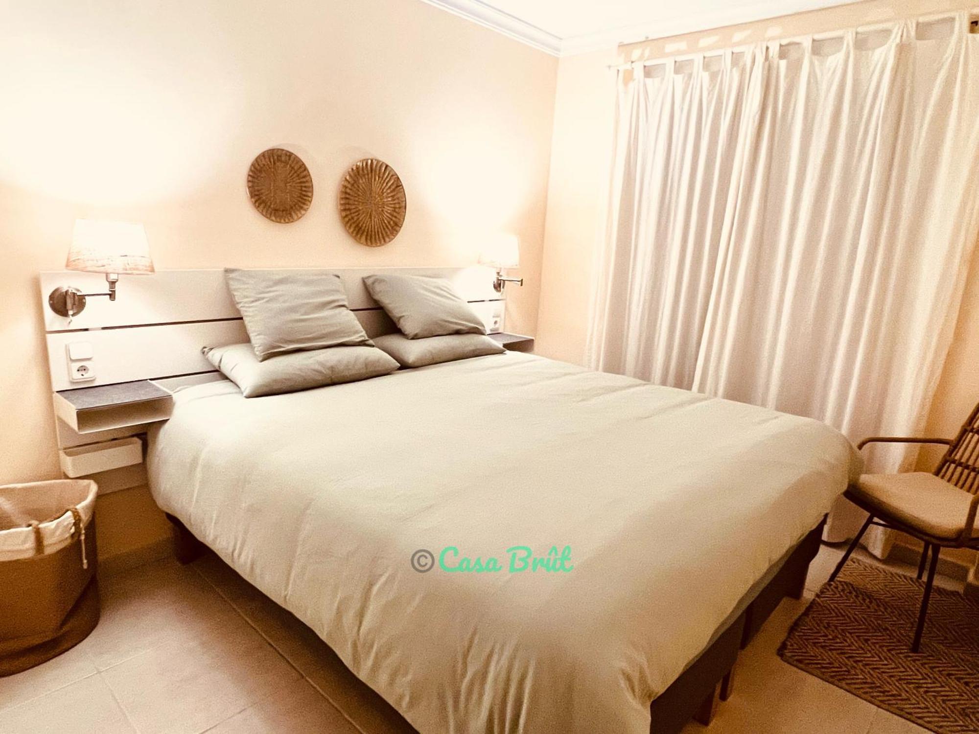 Casa Brut - Nova Apartment *